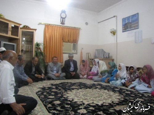 اولین افطار فرماندار گمیشان مهمان موسسه خیریه حضرت زینب کبری(س) سیمین شهر