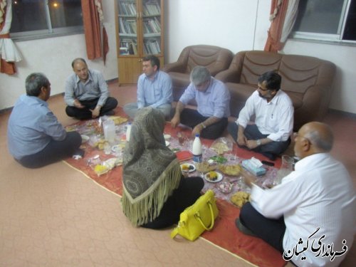 اولین افطار فرماندار گمیشان مهمان موسسه خیریه حضرت زینب کبری(س) سیمین شهر
