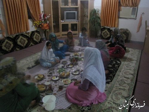 اولین افطار فرماندار گمیشان مهمان موسسه خیریه حضرت زینب کبری(س) سیمین شهر
