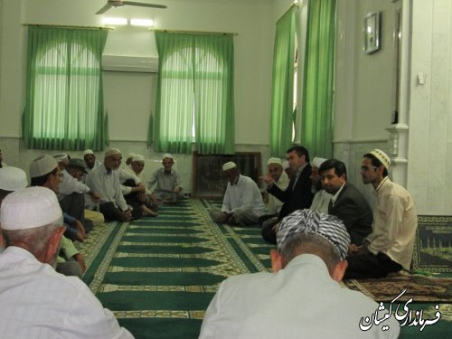 دیدار فرماندار گمیشان با اهالی محترم روستای دهنه در ماه مبارک رمضان 