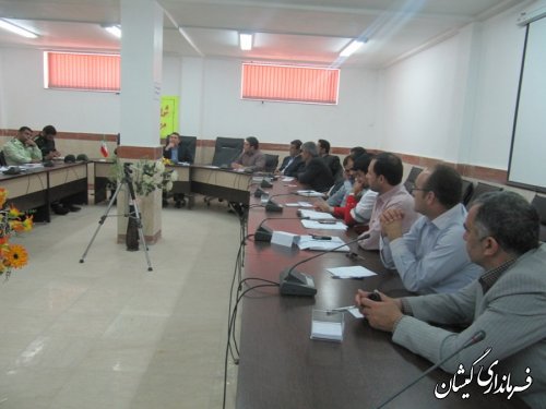 جلسه مدیریت بحران شهرستان گمیشان  برای تامین آب شرب روستایی