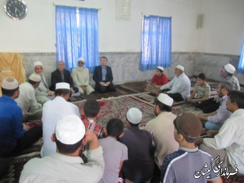 فرماندارگمیشان درادامه دیدارهای مردمی در ماه مبارک رمضان با مردم بصیرآباد