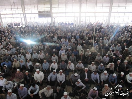 حضورفرماندار شهرستان گمیشان درنماز عید فطر