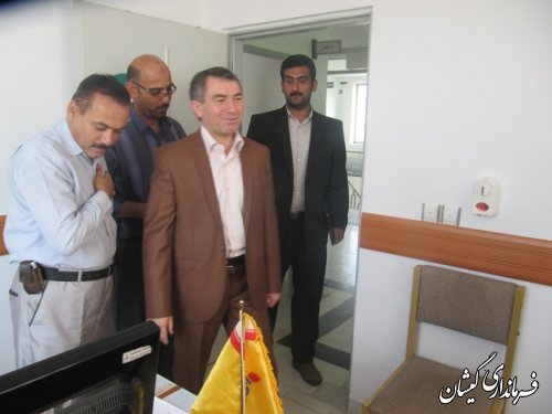 بازدید سرزده فرماندار ازشرکت گاز واداره ثبت احوال شهرستان گمیشان