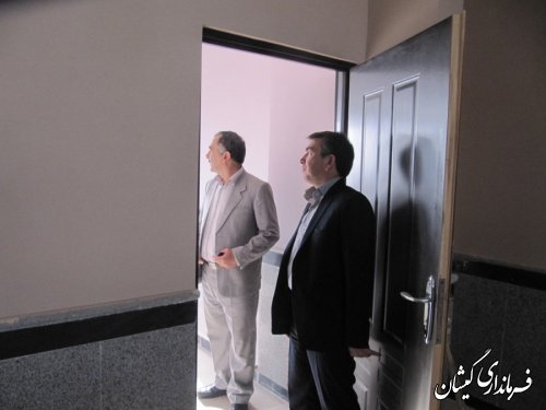 بازدید فرماندار از کانون فرهنگی و هنری دانش آموزی گمیشان