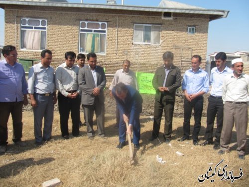 کلنگ زنی خانه بهداشت روستای مرزی قلعه جیق بزرگ گمیشان