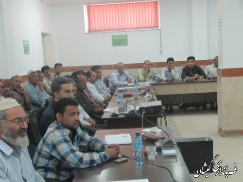 حضور معاون مرکز آمار کشور در گردهمایی معتمدین و مطلعین گمیشان برای مشارکت در سرشماری عمومی کشاورزی