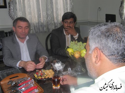 دیدار فرماندار گمیشان با کارکنان فرماندهی انتظامی به مناسبت هفته ناجا