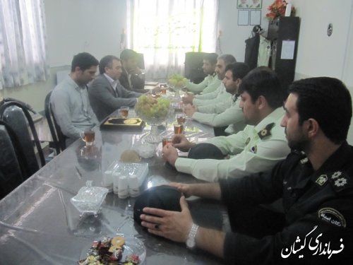 دیدار فرماندار گمیشان با کارکنان فرماندهی انتظامی به مناسبت هفته ناجا