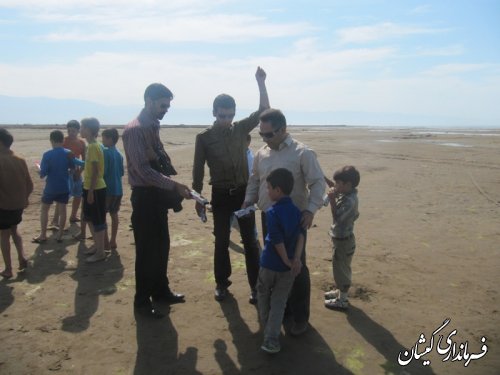 پرواز بادبادک ها در سواحل زیبای روستای چارقلی شهرستان گمیشان
