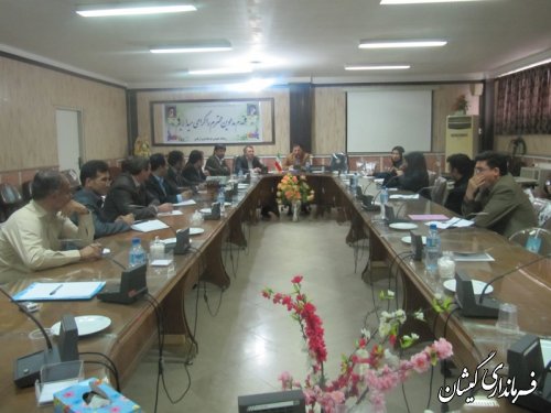 دوره آموزشی کارکنان فرمانداری گمیشان با موضوع خلاقیت در محیط کار