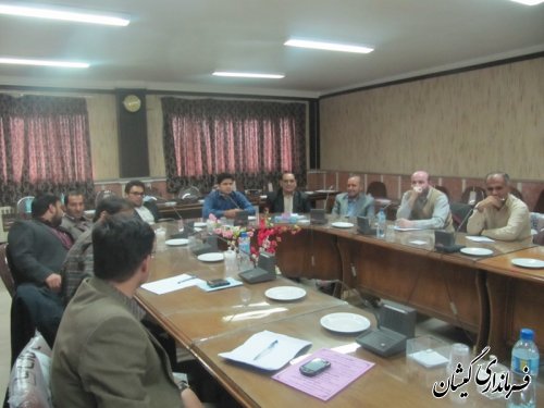 دوره آموزشی کارکنان فرمانداری گمیشان با موضوع خلاقیت در محیط کار