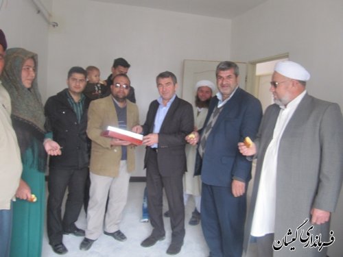 واگذاری 20واحد مسکن مهر توسط فرماندار گمیشان