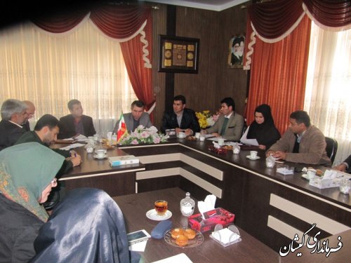 جلسه انجمن کتابخانه وستاد هفته کتاب شهرستان گمیشان تشکیل شد