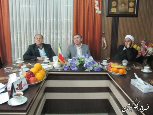 سرمایه گذاری در بخش توسعه میگو ،فرصت های اشتغالزایی مناسبی برای گمیشانی ها ایجاد می کند