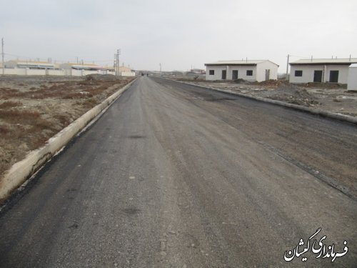 بازدید معاون فرماندار از آسفالت ومحوطه سازی مسکن مهر گمیشان