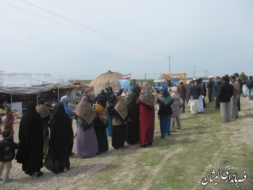 دومین جشنواره آئین های بومی محلی وپیاده روی خانوادگی در روستای چارقلی شهرستان گمیشان