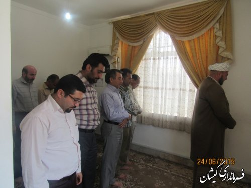 برگزاری نماز جماعت به مناسبت ماه مبارک رمضان در نمازخانه فرمانداری شهرستان گمیشان