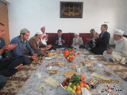 دیدار فرماندار گمیشان با امام جمعه شهرستان به مناسبت عید سعید فطر