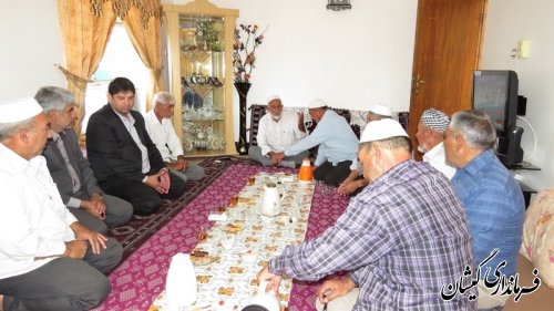بخشدار گلدشت از خانواده های مفقودین حادثه منا در بخش گلدشت دیدار کرد