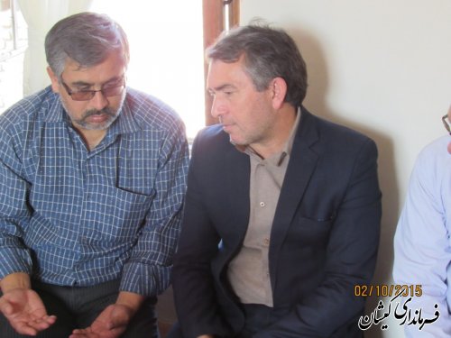 فرماندار گمیشان از خانواده های مرحوم طلابی و دولو دیدار ودلجویی کرد