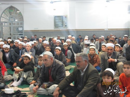 فرماندار گمیشان در مراسم شب شعر حوزه علمیه نور سیمین شهر حضور یافت