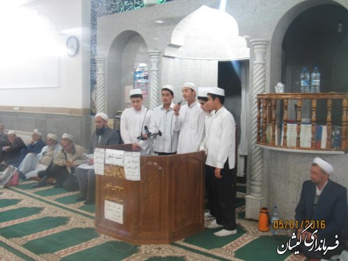 فرماندار گمیشان در مراسم شب شعر حوزه علمیه نور سیمین شهر حضور یافت