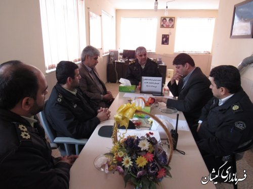 نشست صمیمی بخشدار گلدشت با فرماندهی نیروی انتظامی شهرستان