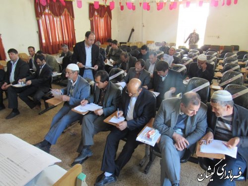 جلسه آموزشی نمایندگان بخشدار حوزه انتخابیه فرعی بخش گلدشت برگزار شد