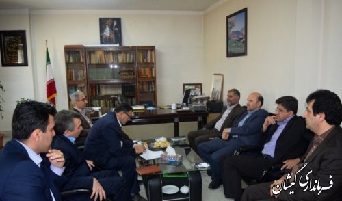 نشست مشترک نامزدهای مرحله دوم انتخابات با فرمانداران غرب استان