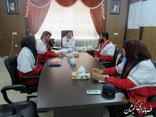 رئیس و کارکنان جمعیت هلال احمر شهرستان با معاون فرماندار دیدار کرد