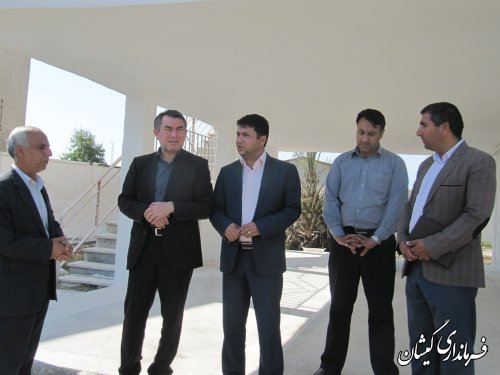 بازدید فرماندار گمیشان از آماده سازی ساختمان استقرار دامپزشکی شهرستان