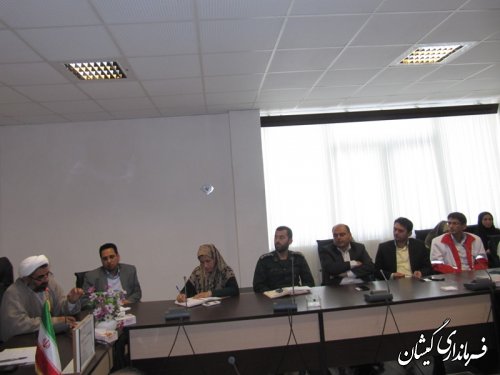 اولین جلسه کار گروه بانوان وخانواده با حضورفرماندار گمیشان برگزار شد
