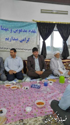 حضور بخشدار گلدشت در مراسم افطاری ایتام