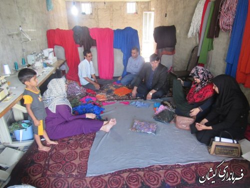 بازدید بخشدار گلدشت از کارگاه تولید پوشاک