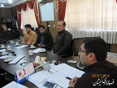 از سرمایه گذاران در جهت توسعه شهرستان حمایت خواهیم کرد