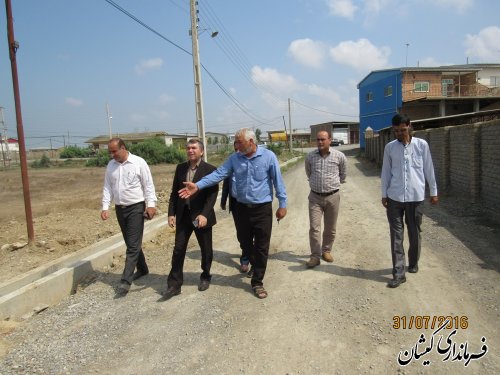 فرماندار گمیشان از اجرای طرح هادی در روستای توماجلر چارقلی بازدید کرد
