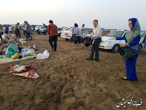 پاکسازی ساحل آرام و ماسه ای توماجلر شهرستان