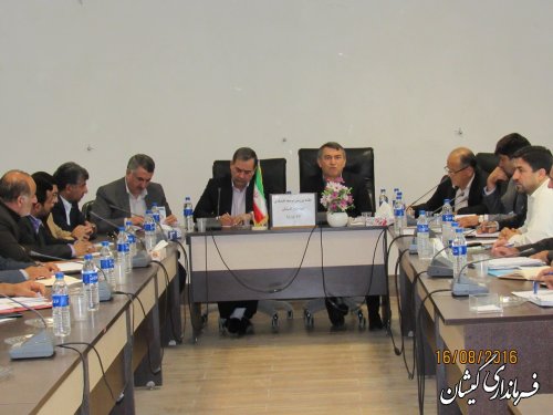 جلسه بررسی راهکارهای توسعه اقتصادی شهرستان گمیشان