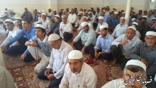 سخنرانی بخشدار گلدشت به مناسبت هفته دولت در جمع نمازگزاران نماز جمعه
