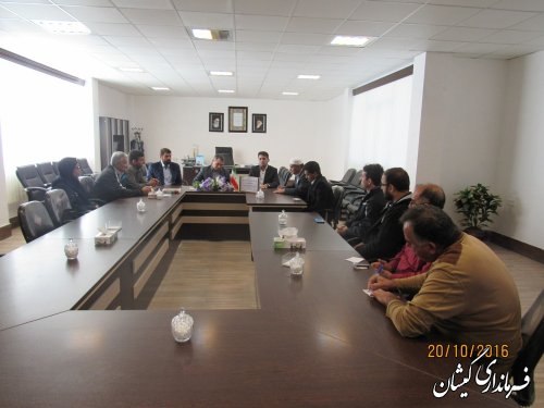 دیدار رئیس، کارکنان و روسای هیئت های ورزشی شهرستان با فرماندار گمیشان
