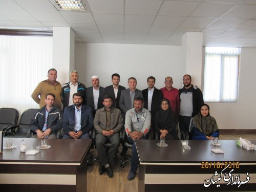 دیدار رئیس، کارکنان و روسای هیئت های ورزشی شهرستان با فرماندار گمیشان