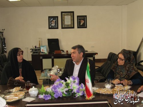 جلسه بررسی کاشت گیاهان دارویی با محوریت توانمند سازی و اشتغال بانوان شهرستان