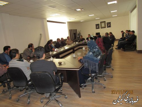 جلسه داخلی کارکنان فرمانداری و بخشداری های تابعه شهرستان گمیشان برگزار شد