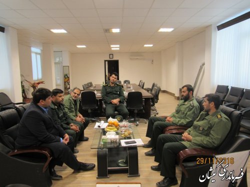 دیدار فرمانده ناحیه مقاومت بسیج سپاه شهرستان با فرماندار گمیشان