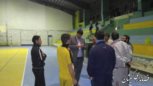 بازدید فرماندار از سالن های ورزشی شهرستان