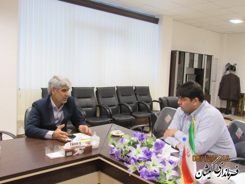 دیدار رئیس جمعیت هلال احمر، شهرداران گمیش تپه و سیمین شهر با فرماندار گمیشان