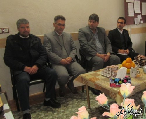 فرماندار گمیشان از مرکز آموزشی و انجمن جسمی حرکتی شهرستان بازدید کرد