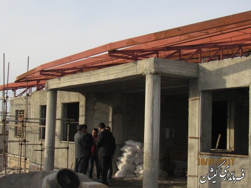 بازدید فرماندار گمیشان از عملیات اجرای پروژه دبستان امام علی(ع) سیمین شهر