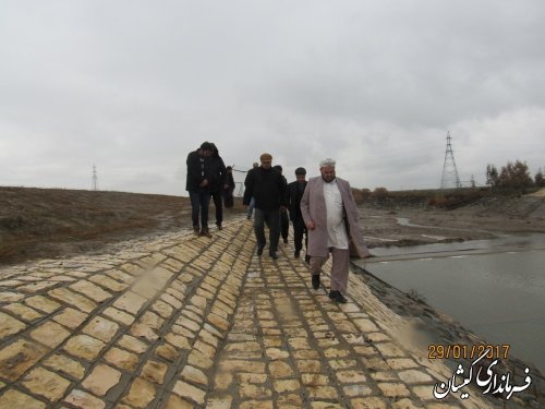 بازدید فرماندار گمیشان از سد تنظیمی لاستیکی خواجه نفس